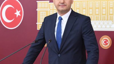 Aksaray'ın uzun yıllardır demiryolu vaatleriyle oyalandığını ve her seçim öncesi