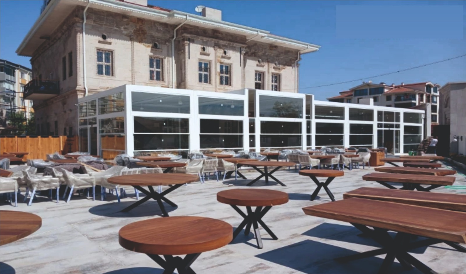 Aksaray Şifahane Mahallesi’nde bulunan Perekler Konağı, yapılan restorasyon çalışmalarının tamamlanmasının