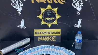 Nevşehir’de düzenlenen uyuşturucu operasyonunda 2 zanlı yakalandı. İl Emniyet Müdürlüğü