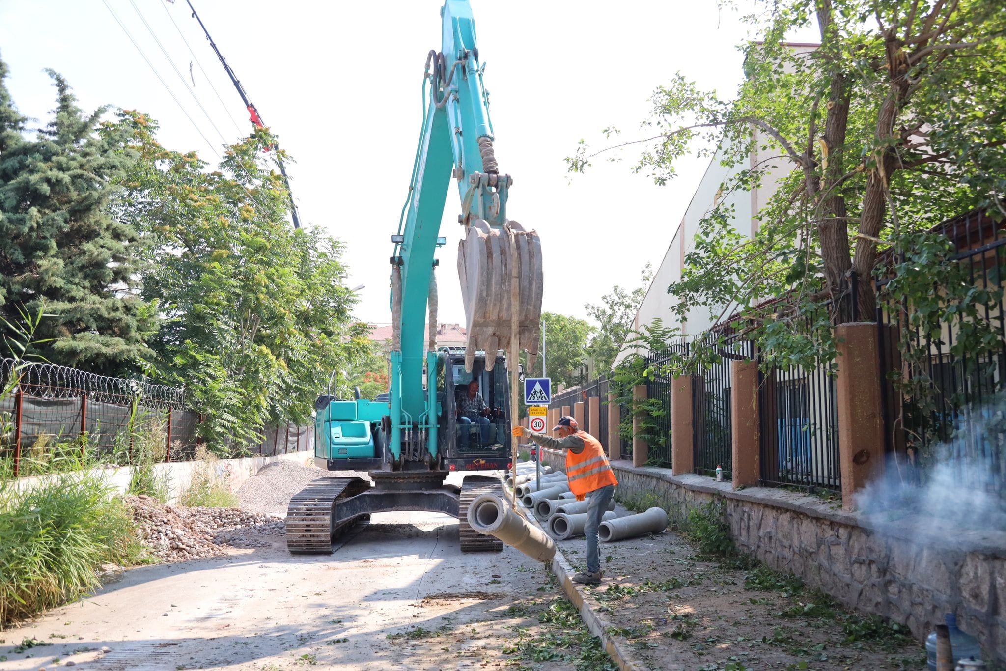 Aksaray Belediyesi altyapı çalışmalarına devam ediyor