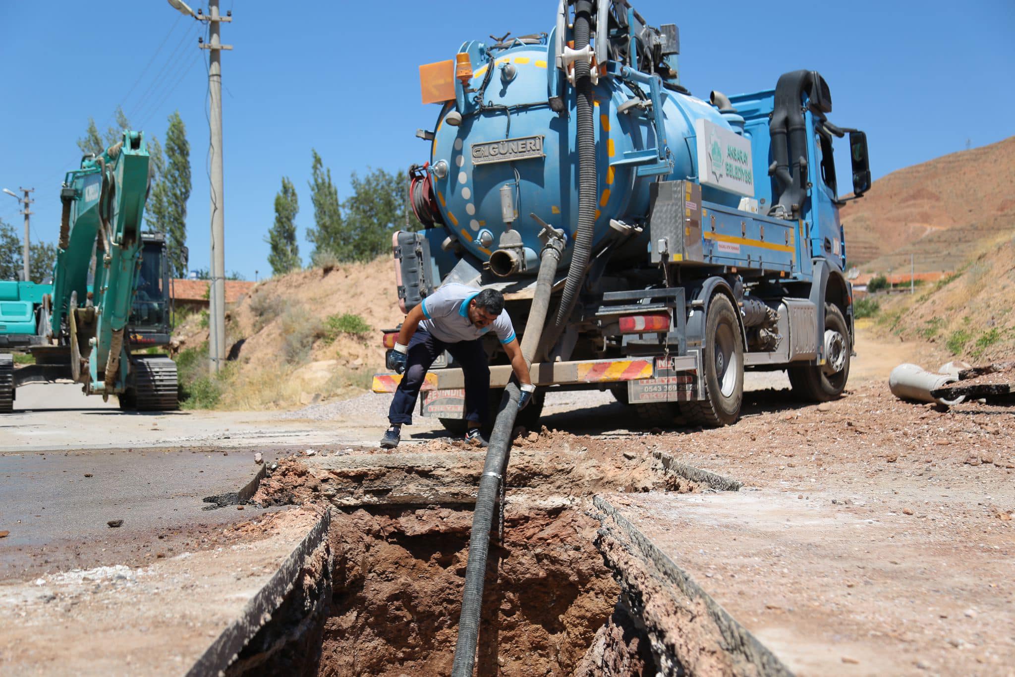 Aksaray Belediyesi altyapı çalışmalarına devam ediyor