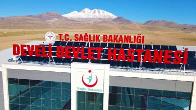 Kayseri'nin Develi ilçesinde yem karma makinesi ile traktör arasında sıkışan