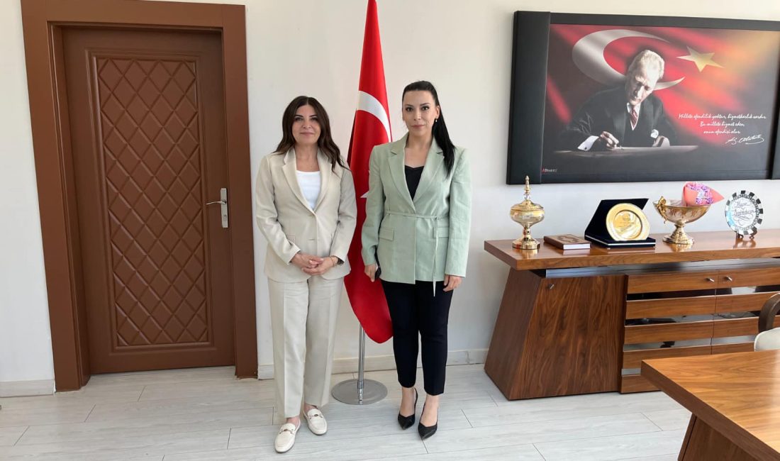 Aksaray Sarıyahşi Kaymakamı Miyase Demirkoparan’a ziyaretler devam ediyor. Demirkoparan’ı Radyo