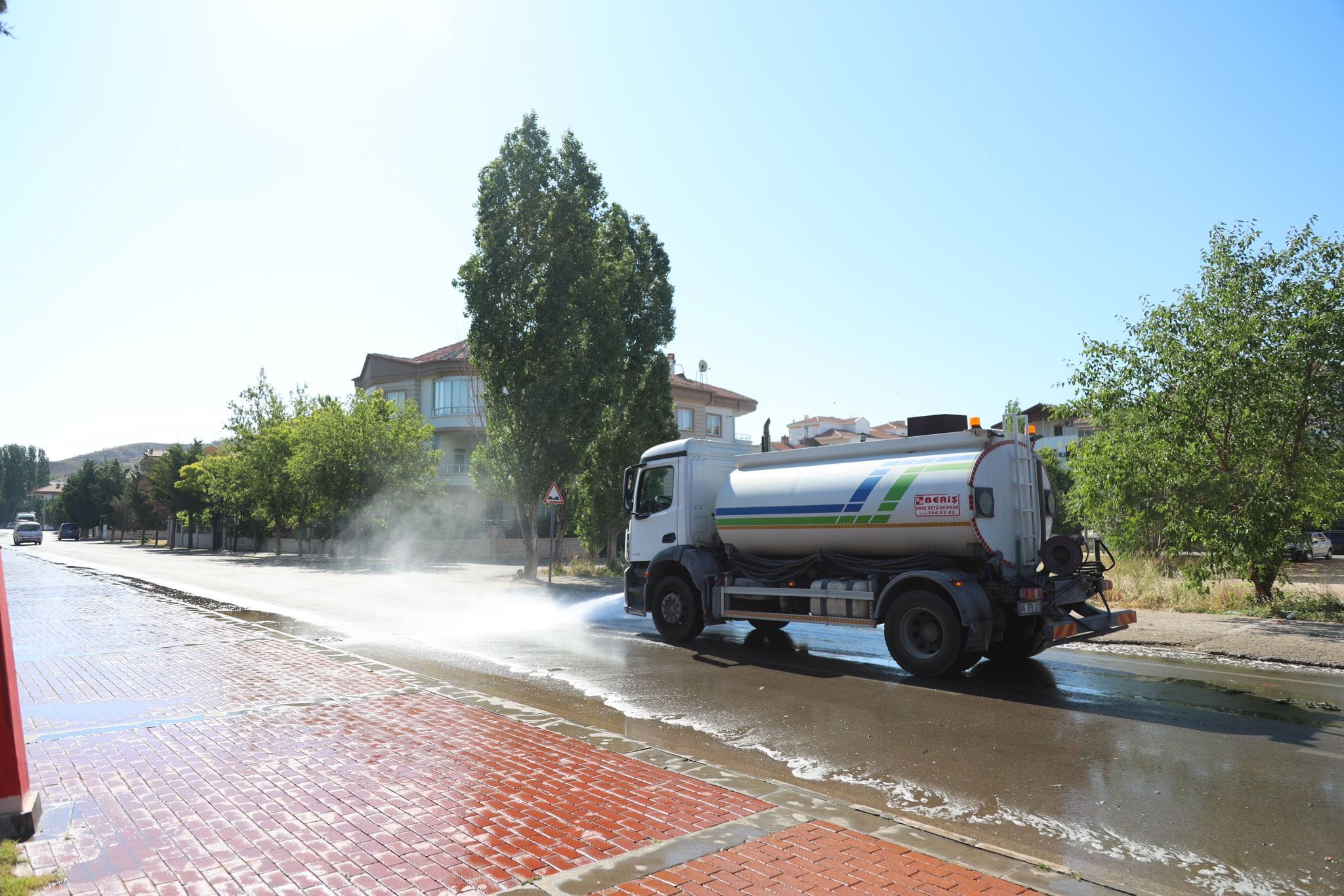 Aksaray’ın Kalbi Temizlikle Atıyor: Kılıçaslan Parkı’nda Büyük Değişim!