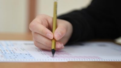 Kamu Personeli Seçme Sınavı (KPSS) süreci, 14 Temmuz'da yapılacak genel