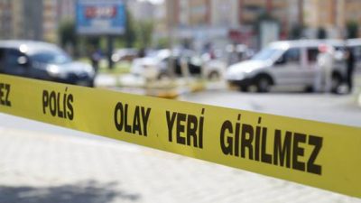 Niğde'nin Çiftlik ilçesinde yaşanan olayda 6 yaşındaki çocuk traktör römorkunun