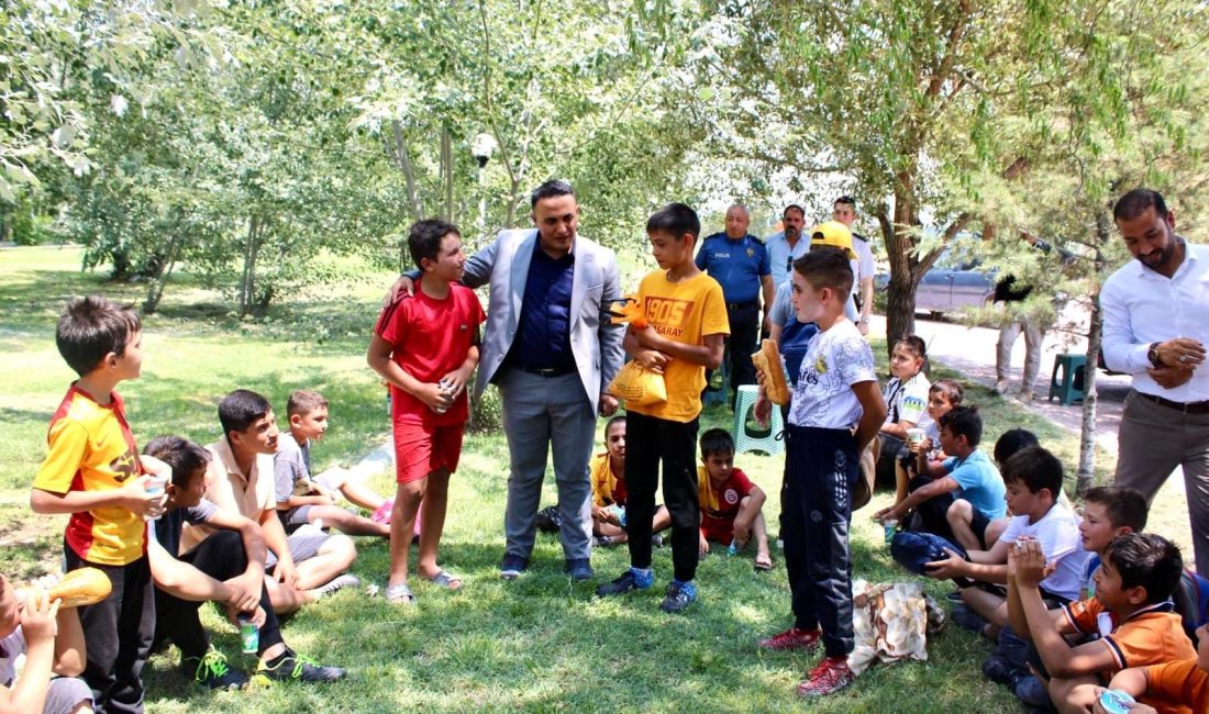 Aksaray Sultanhanı Kaymakamı Abdullah Melikoğlu, İlçe Müftülüğü tarafından koordine edilen