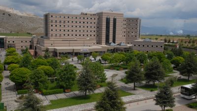 Isparta Süleyman Demirel Üniversitesi Araştırma ve Uygulama Hastanesinde kalp hastası