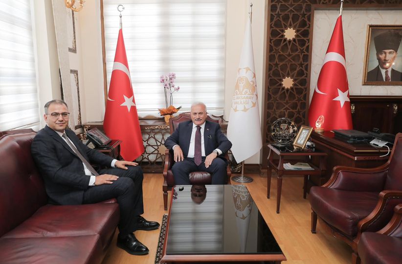 Cumhuriyet Başsavcısı Adem Aydemir, Vali Kumbuzoğlu’ya veda etti