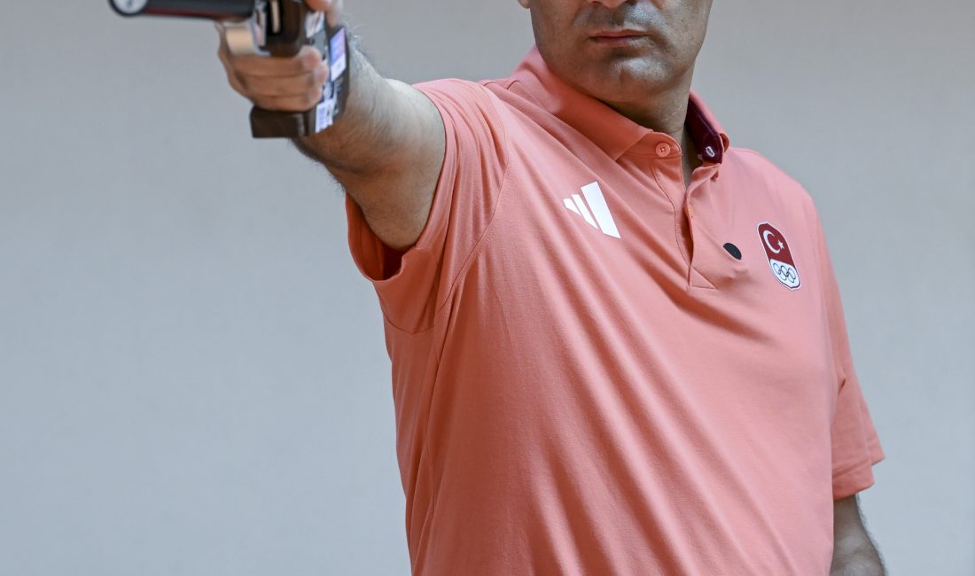 Yusuf Dikeç’e göre önemli olan kendisinin değil bir Türk sporcunun dünya gündeminde olması Paris 2024 Olimpiyatları'nda karışık takım 10 metre havalı tabanca kategorisinde