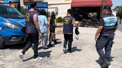 Kapadokya'da Arnavut turistin çantasını çaldığı öne sürülen Güney Koreli iki
