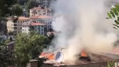 Ankara’nın Beypazarı ilçesinde bir apartmanın çatısında çıkan yangın söndürüldü. İlçenin