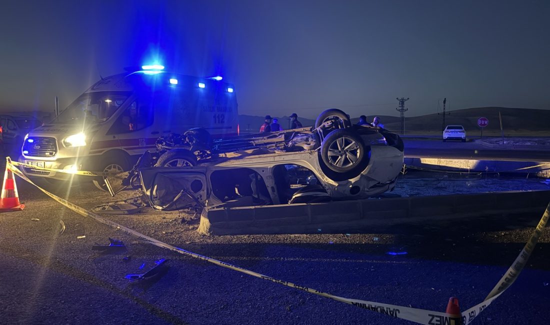 Kayseri'de devrilen otomobildeki 4