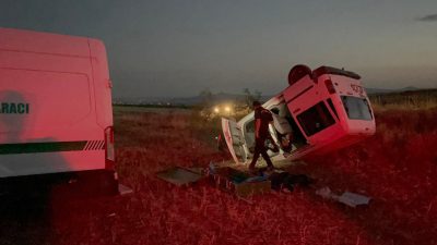 Kayseri’de şarampole devrilen hafif ticari araçtaki 1 kişi öldü, 3