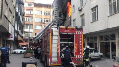 Kayseri'nin merkez Melikgazi ilçesinde bir iş yerinde çıkan ve itfaiye