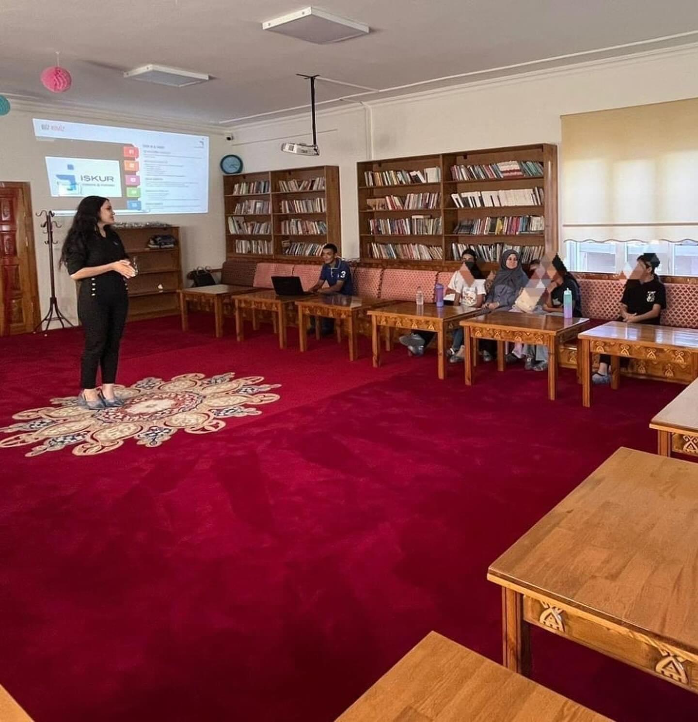 Çocuk evleri koordinasyon merkezi’nde iş ve meslek seçimi eğitimi!