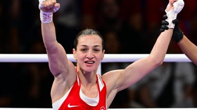 Dünya Kadınlar Boks Şampiyonası'nda Türk sporunun kadın boksçuları, büyük bir