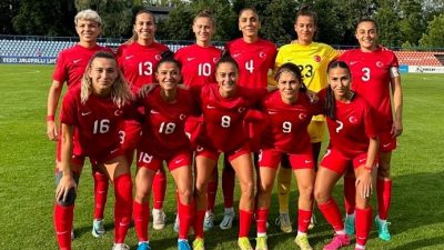 A Milli Kadın Futbol Takımı, FIFA dünya sıralamasında 6 basamak