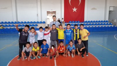 Ağaçören Belediyesi tarafından çocukların sportif gelişimlerine katkı sağlaması amacıyla hayata