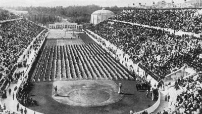Olimpiyatlar resmi sayfası tarafından yayımlanan veriler göre 1896 yılında ilk