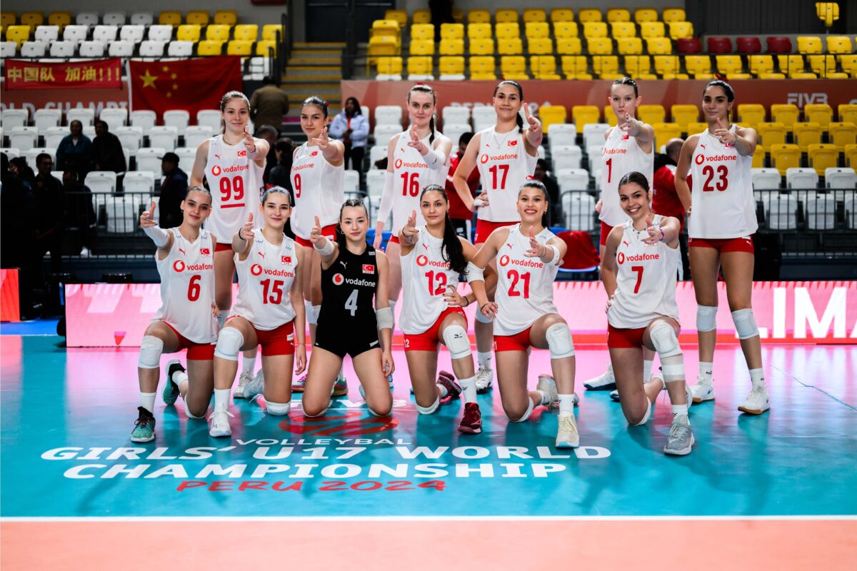 17 Yaş Altı Türkiye Kadın Milli Voleybol Takımı, Dünya Şampiyonası’nda çeyrek finalde