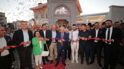 Aksaray’da Şifahane mahallesinde Perekler ailesine ait tarihi konak Cumali Bozgöz