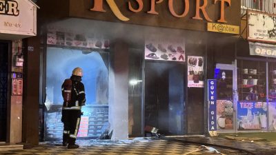 Kayseri’nin Melikgazi ilçesinde iş yerinde çıkan yangın itfaiye ekiplerince söndürüldü.