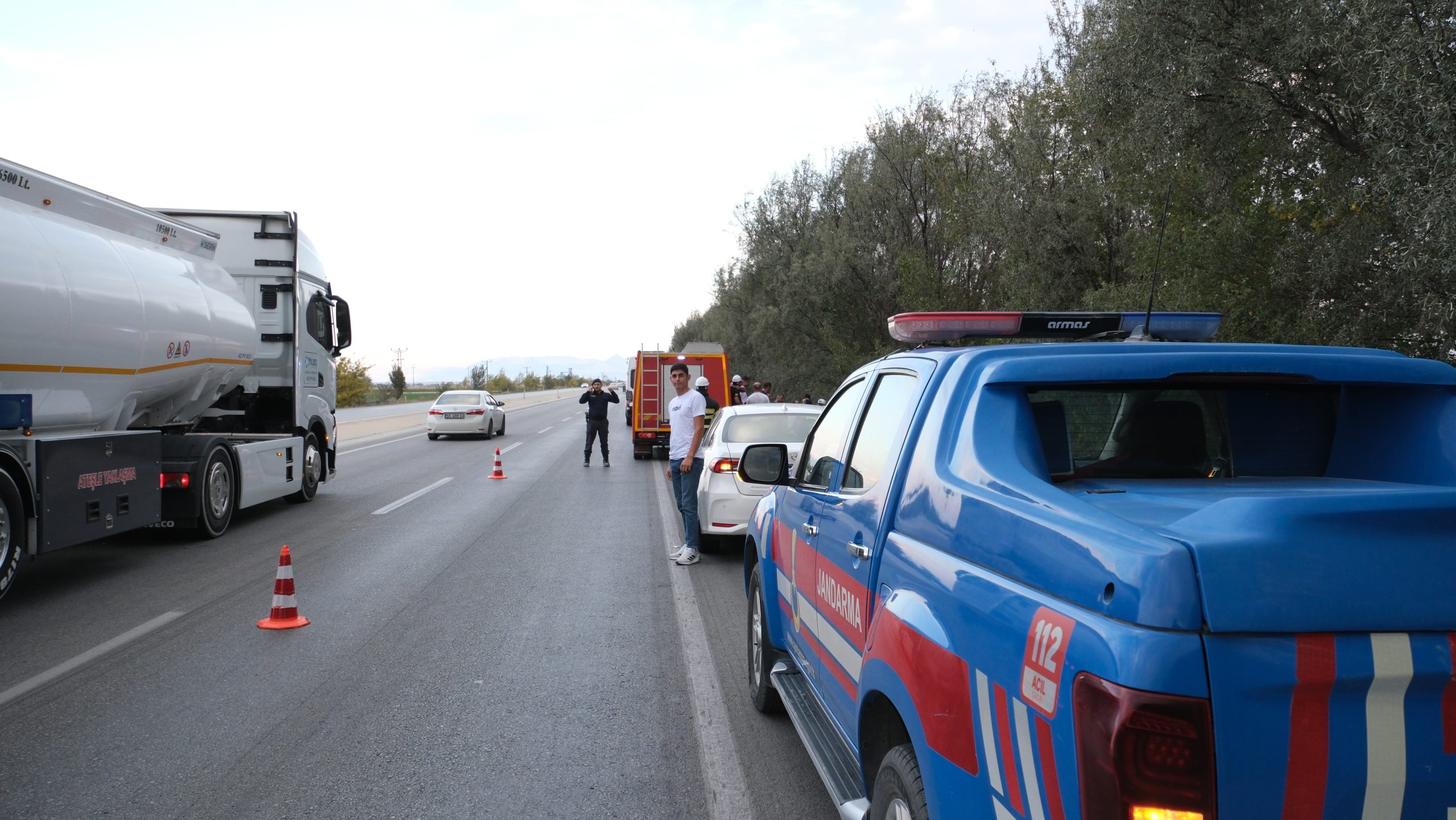  Şarampole devrilen otomobildeki 1 kişi öldü, 1 kişi yaralandı