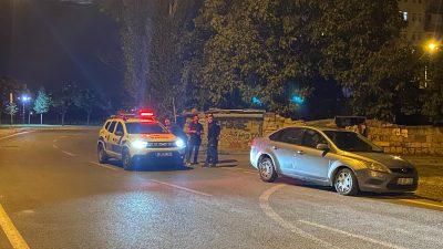 Kayseri’nin Kocasinan ilçesinde çıkan bıçaklı kavgada bir kişi yaralandı. Turgut