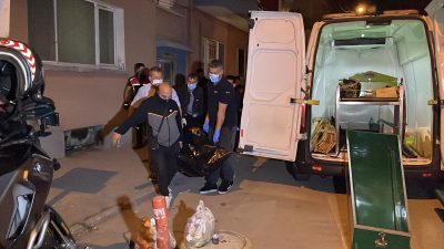 Eskişehir’in Odunpazarı ilçesinde, yalnız yaşayan kişi, çöple doldurduğu evinde ölü