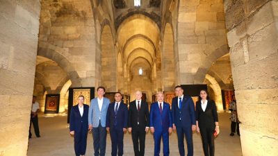 Zorlu Töre, Aksaray'ın tarihi ve doğal güzelliklerini keşfetti! Sultanhanı, Selime