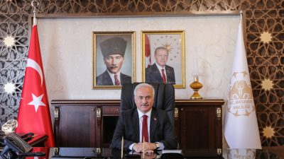 Aksaray Valisi Mehmet Ali Kumbuzoğlu, İlköğretim Haftası nedeniyle yayımladığı mesajda