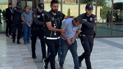Nevşehir'de düzenlenen uyuşturucu operasyonunda gözaltına alınan 48 şüpheliden 16'sı tutuklandı.