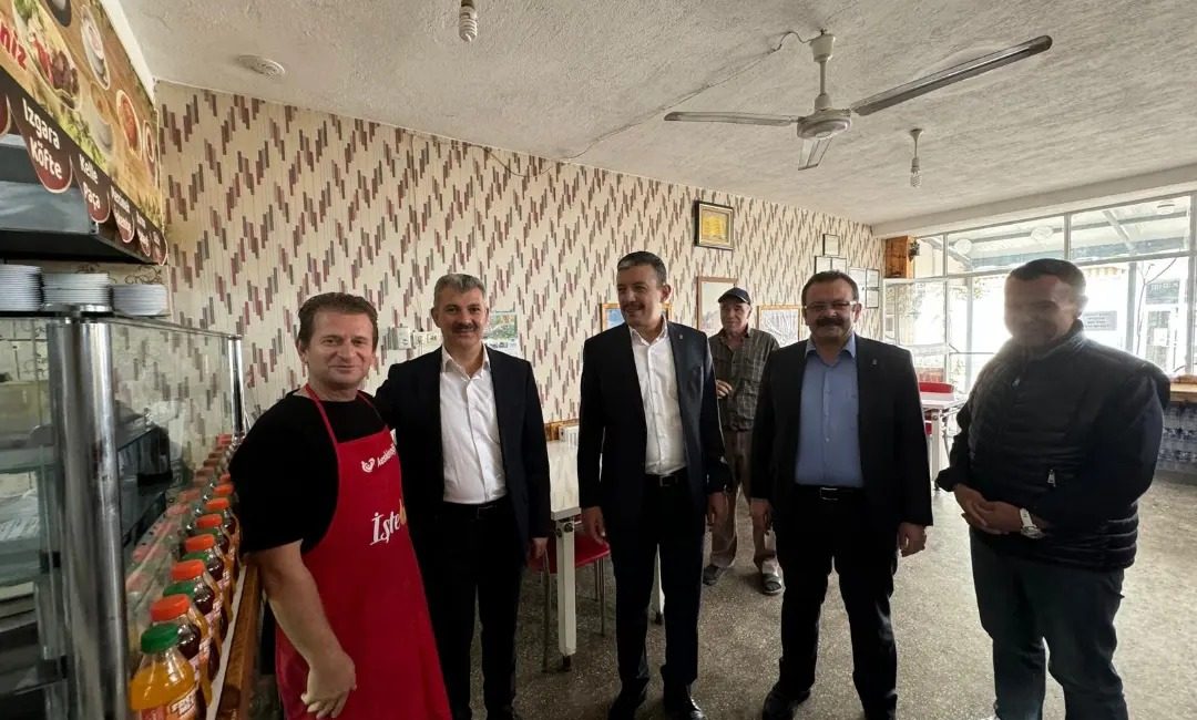 AK Parti Aksaray İl Başkanı Hamza Aktürk şehir içerisindeki ziyaretlerine