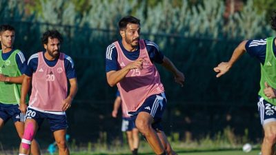 TFF 2. Lig Kırmızı Grup'ta mücadele eden Motolux 68 Aksarayspor,