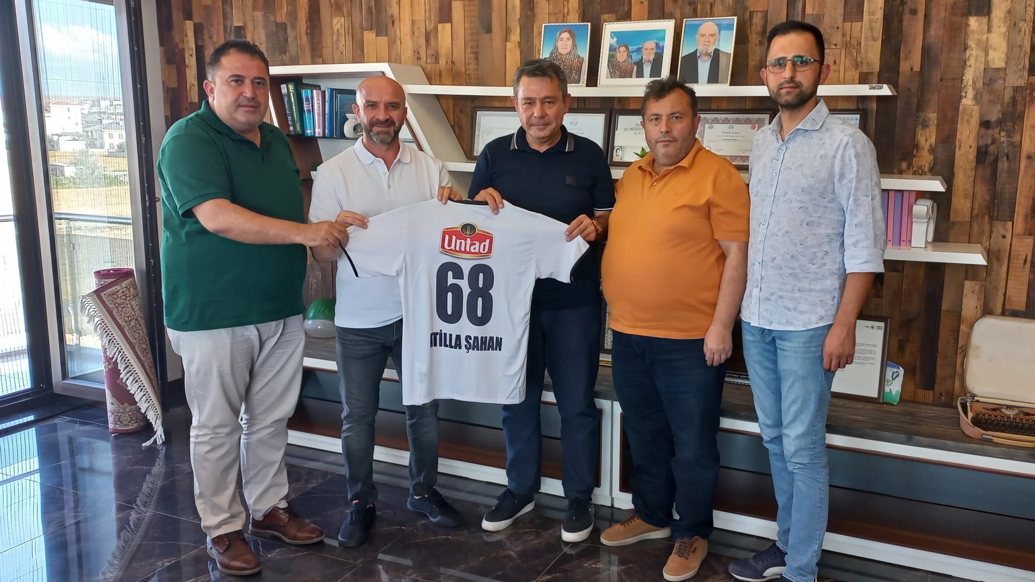 Şehir ile takım arasındaki bağlar güçleniyor; Aksarayspor’a destekler artmaya devam ediyor!