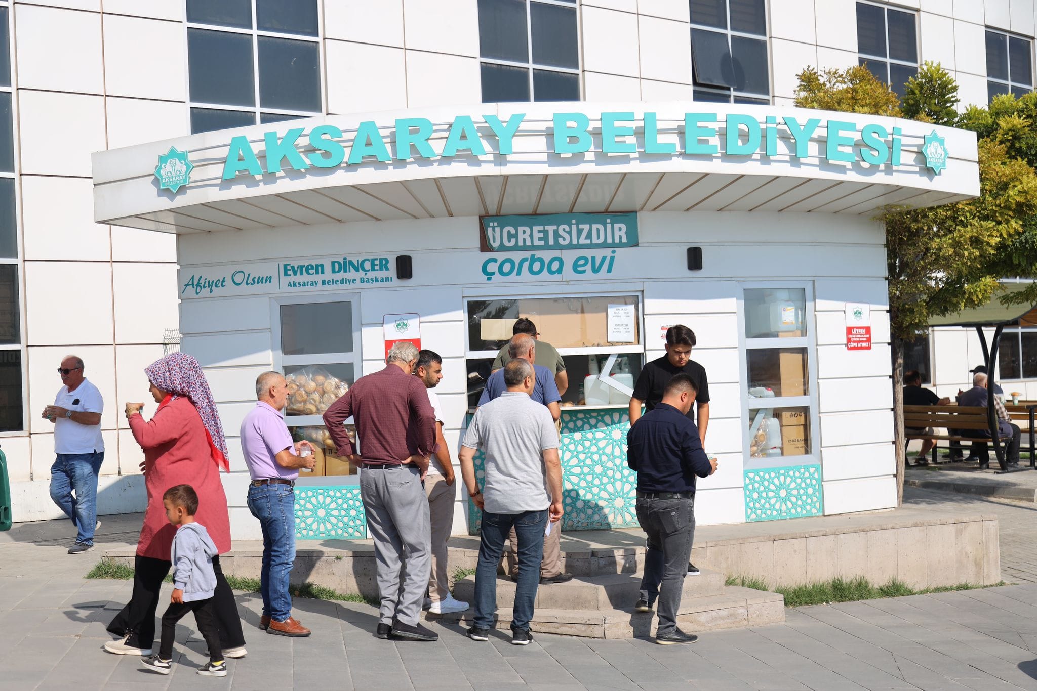 Aksaray’da sıcak çorbalar ikram ediliyor