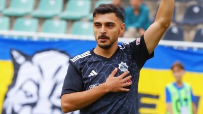 Aksarayspor’un yıldızı attığı gollerle sadece takımını sırtlamıyor, inancını da gösteriyor