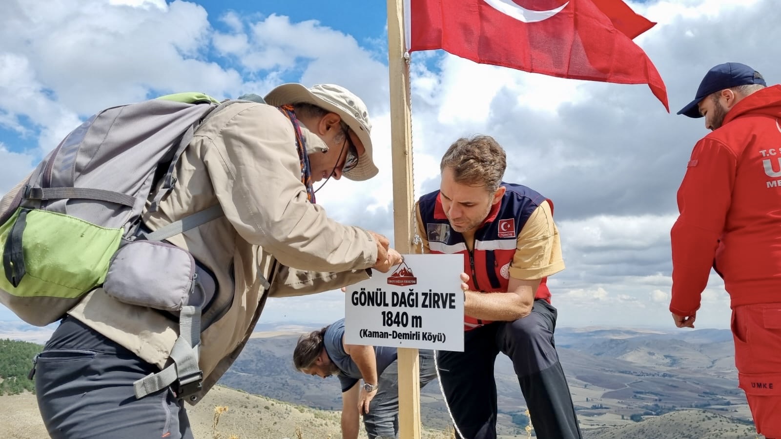 Neşet Ertaş, “Gönül Dağı”nda anıldı