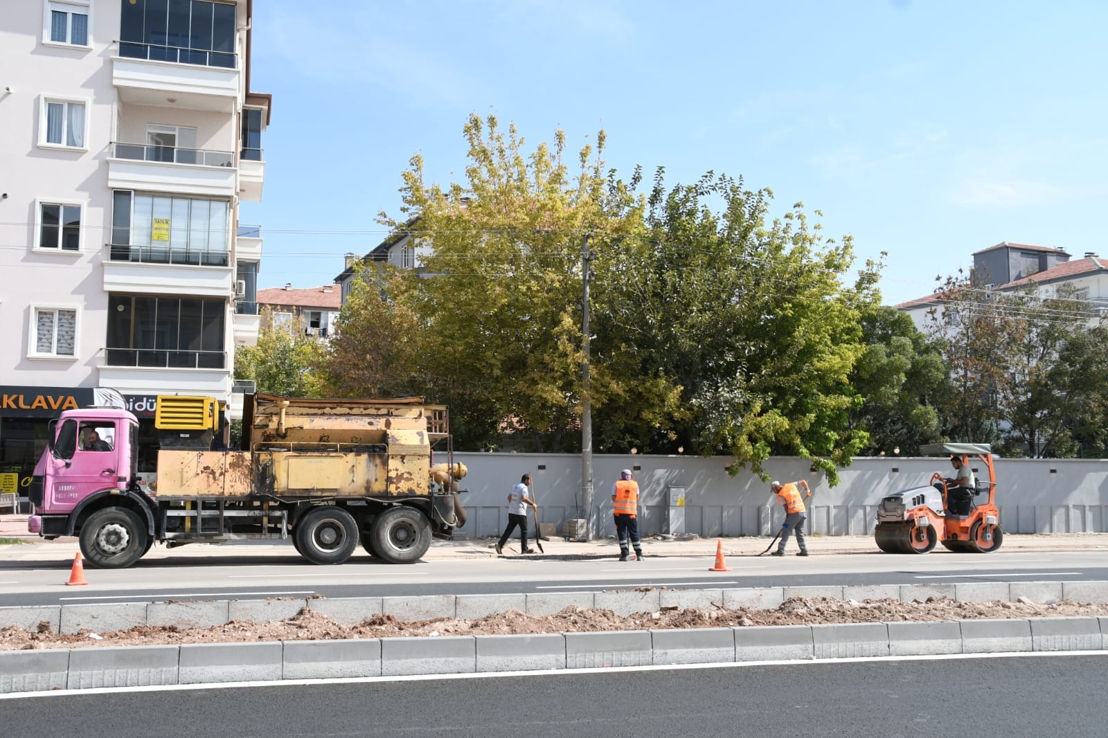 Aksaray’da cadde ve bulvardan başlatılan çalışmalarla birlikte şehir daha modern hale geliyor