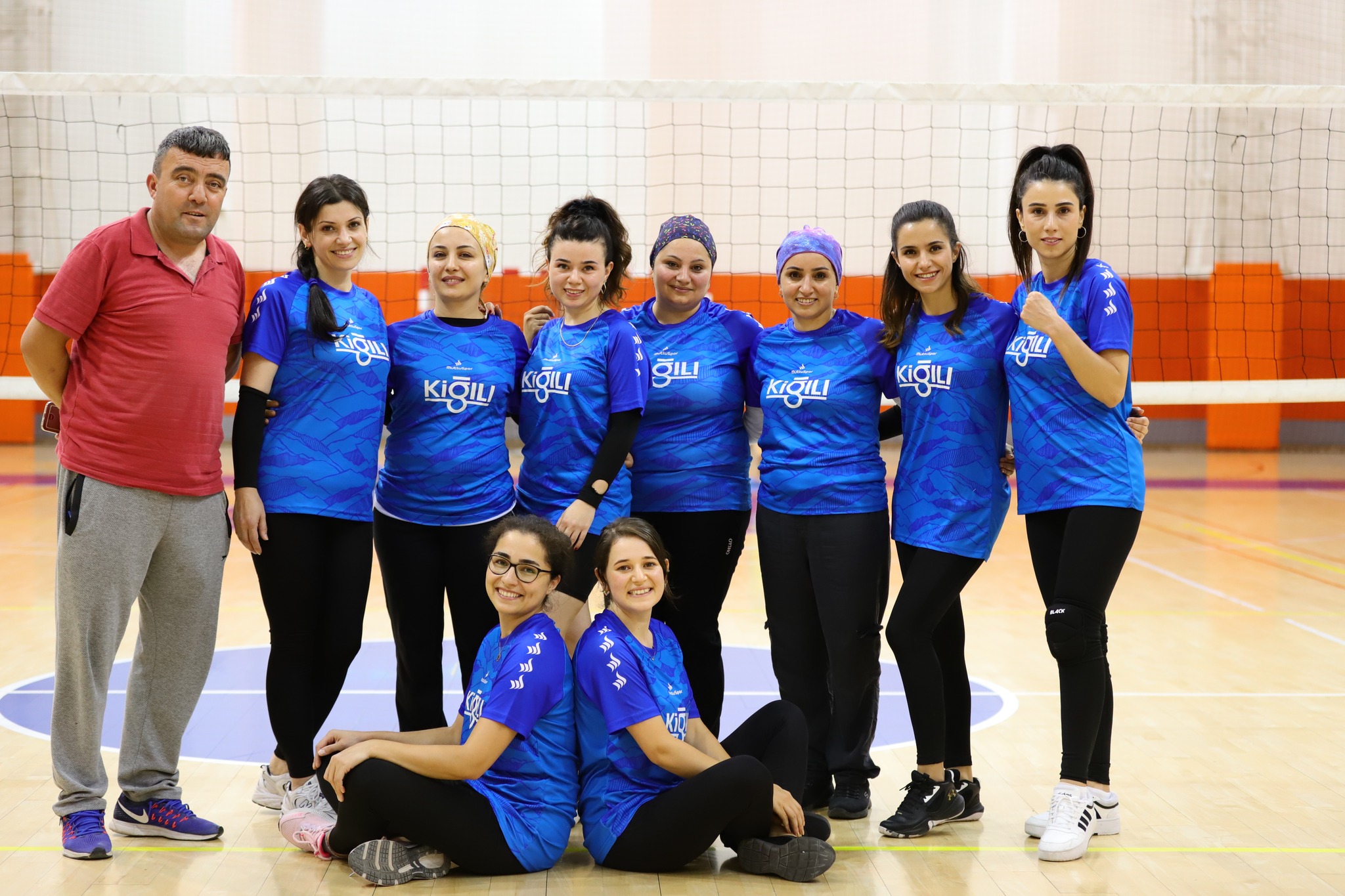 Aksaray’da Kamu Spor Oyunları voleybol müsabakaları devam ediyor