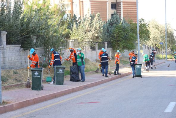 Aksaray’da çevre koruma mücadelesi, mahalleler dip bucak temizleniyor