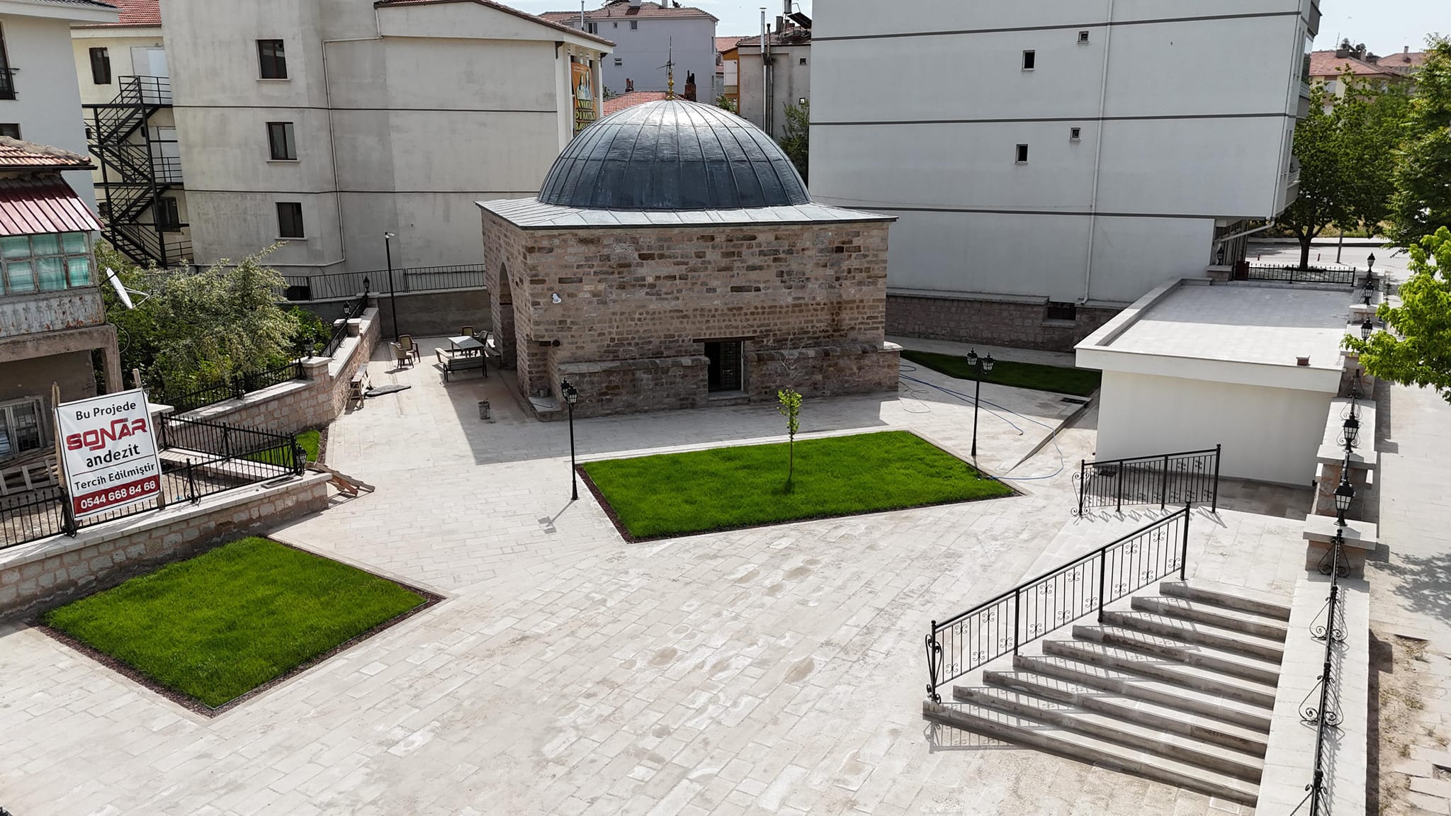 Aksaray Belediye Başkanı Dr. Evren Dinçer önderliğinde restorasyon çalışmaları yapılmaya