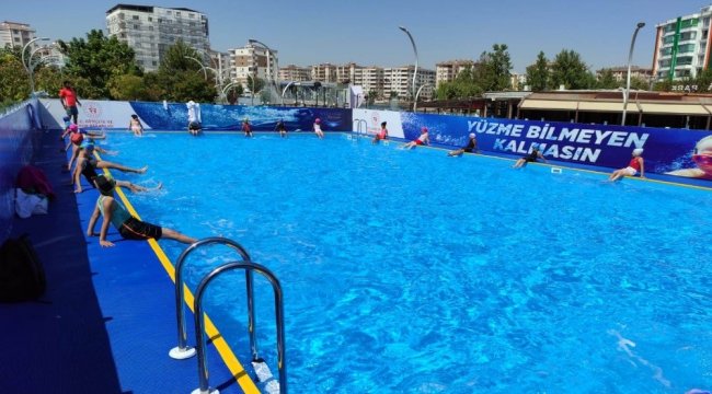 “Yüzmeyi Bilmeyen Kalmasın Projesi” kapsamında 8 milyonu aşkın çocuk yüzmeyi öğrendi