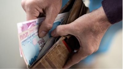 Emekliler Bu Yıl 5.000 TL’lik İkramiye Alacak mı?