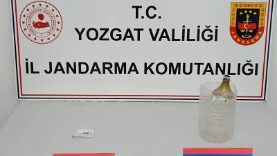 Yozgat'ta uyuşturucu kullandığı tespit edilen 3 şüpheli gözaltına alındı.