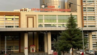 Niğde'de bir lisede deney yapılırken patlayan deney tüpündeki sülfürik asit
