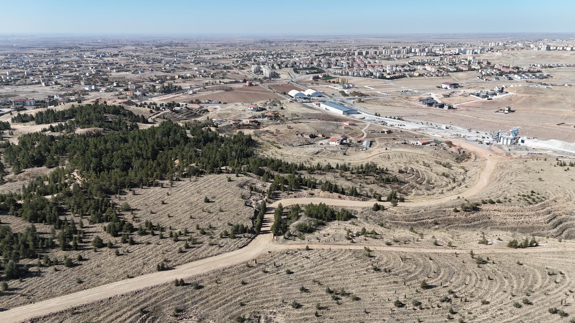 Yeni şehir mezarlığı için yol çalışmaları tamamlanıyor