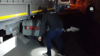 Kayseri'de bir tırda 730 gram uyuşturucu ele geçirildi, sürücü gözaltına