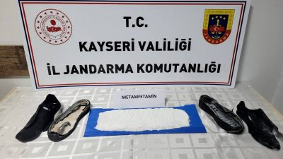 Kayseri'de ayakkabı tabanına uyuşturucu madde gizleyen yabancı uyruklu şüpheli gözaltına